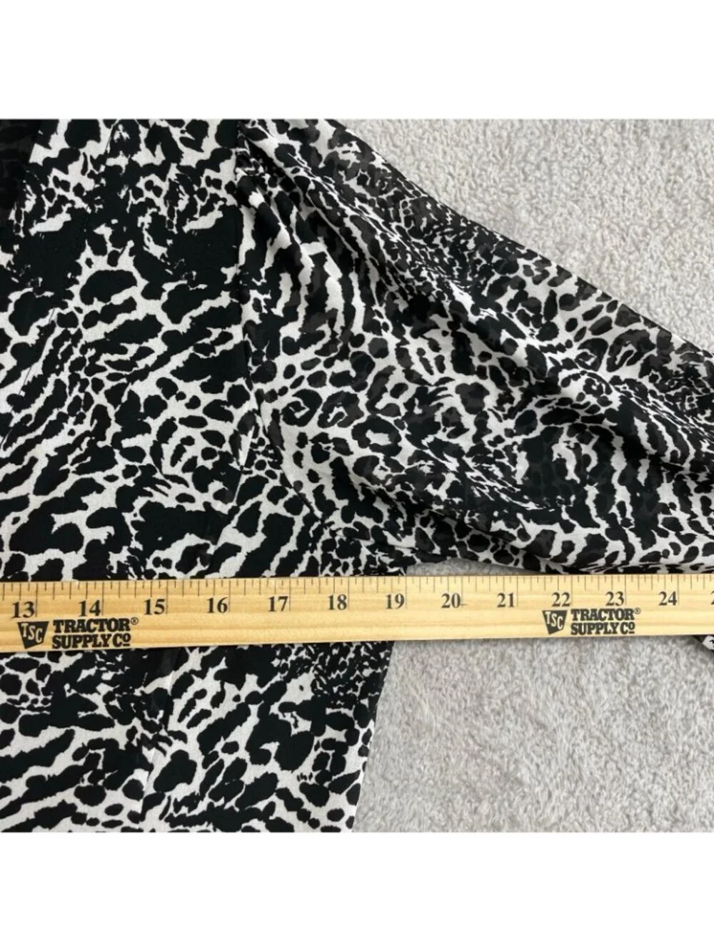 NWOT Michael Kors Women's S  Animal Print Button Front Chiffon Midi Dress J1941